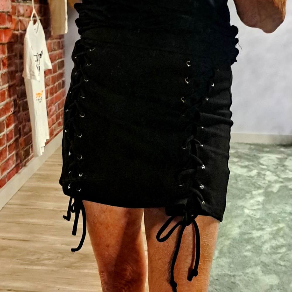 SEXY LACE UP SKIRT